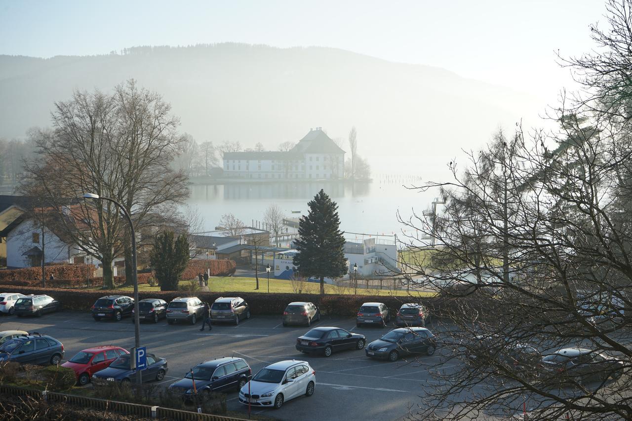 Hotel Restaurant Sailer Seewalchen Exterior photo